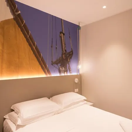 فندق مبيت وإفطار Porto Canale 4*