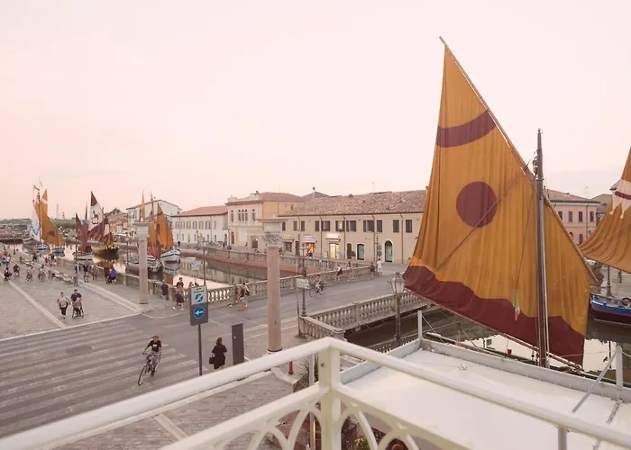 Porto Canale 切塞纳蒂科