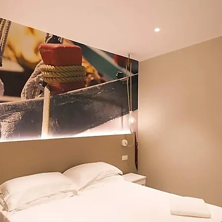 Porto Canale Bed & Breakfast 4*