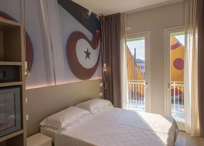 Porto Canale Couette-café